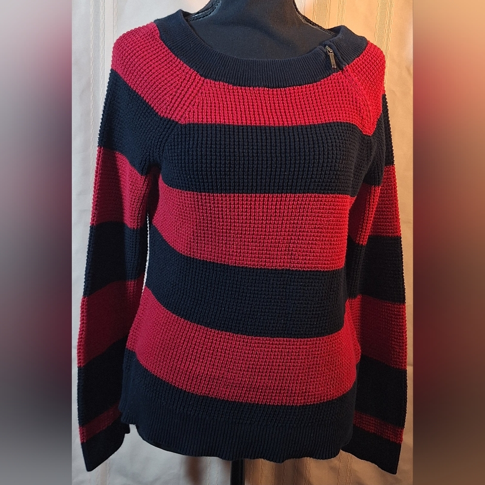 CHAPS DENIM Chic Striped Red and Black Sweater with Zipper Detail